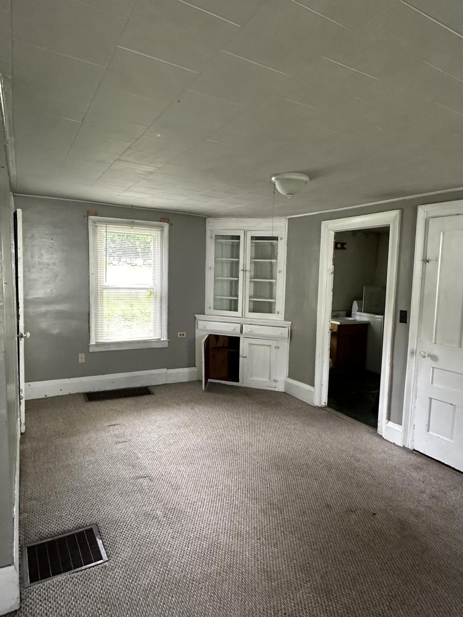 83 Lincoln Street Dover-foxcroft ME 04426