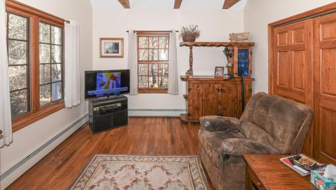 22 Jewett Road Raymond ME 04071