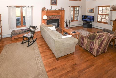 22 Jewett Road Raymond ME 04071