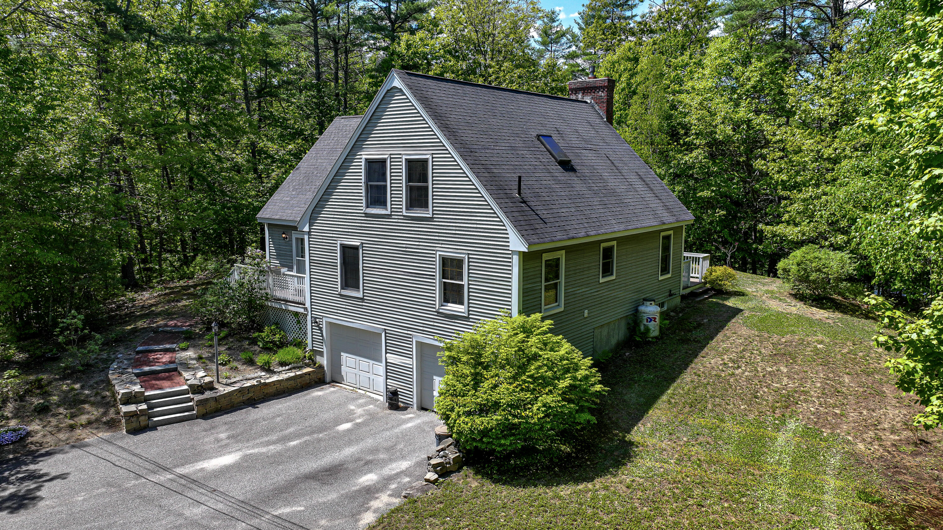 22 Jewett Road Raymond ME 04071