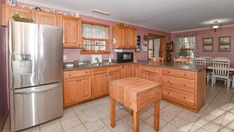 22 Jewett Road Raymond ME 04071