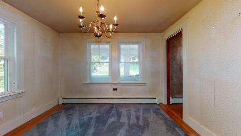 16 Avon Avenue York ME 03909