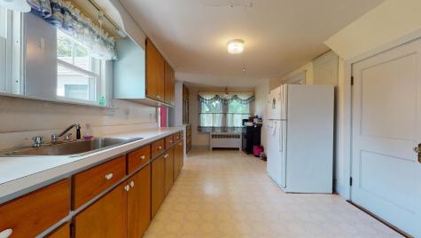 16 Avon Avenue York ME 03909
