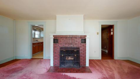 16 Avon Avenue York ME 03909
