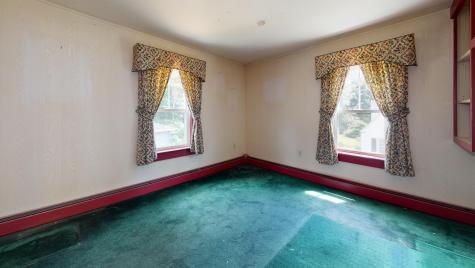 16 Avon Avenue York ME 03909