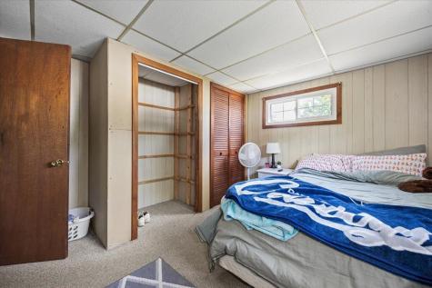 22 Round Hill Street Biddeford ME 04005