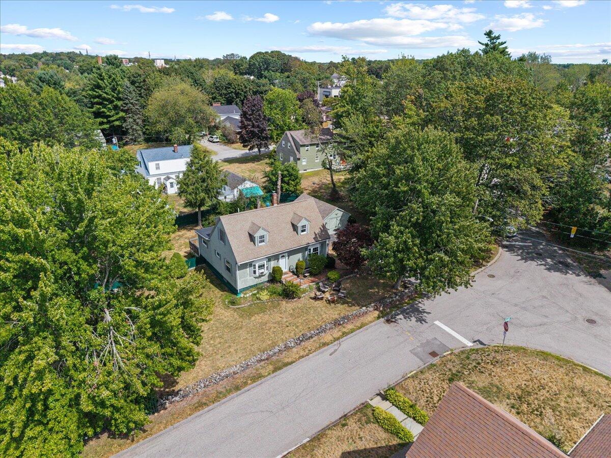 22 Round Hill Street Biddeford ME 04005