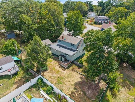 22 Round Hill Street Biddeford ME 04005