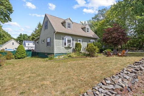 22 Round Hill Street Biddeford ME 04005