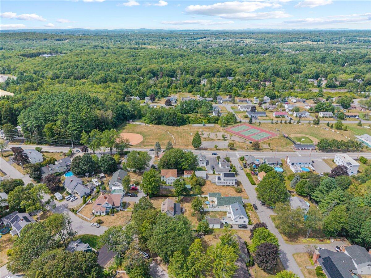 22 Round Hill Street Biddeford ME 04005