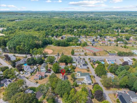 22 Round Hill Street Biddeford ME 04005