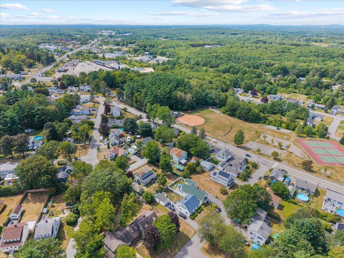 22 Round Hill Street Biddeford ME 04005