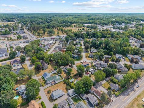 22 Round Hill Street Biddeford ME 04005