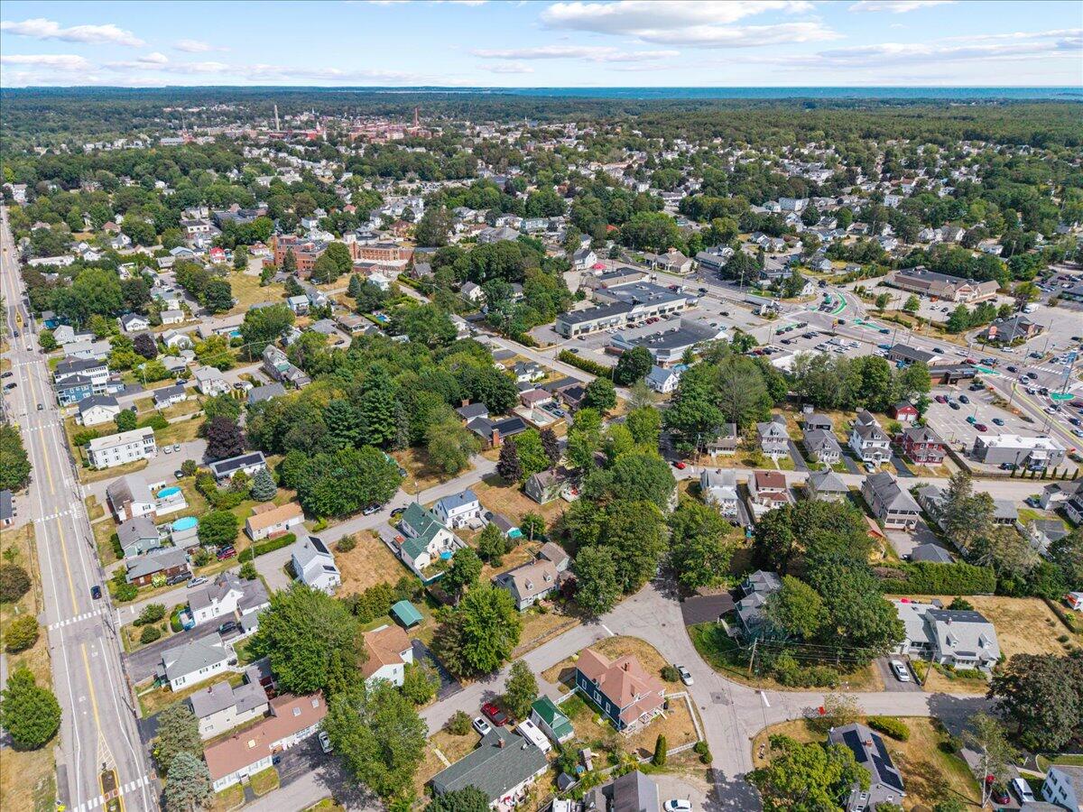 22 Round Hill Street Biddeford ME 04005