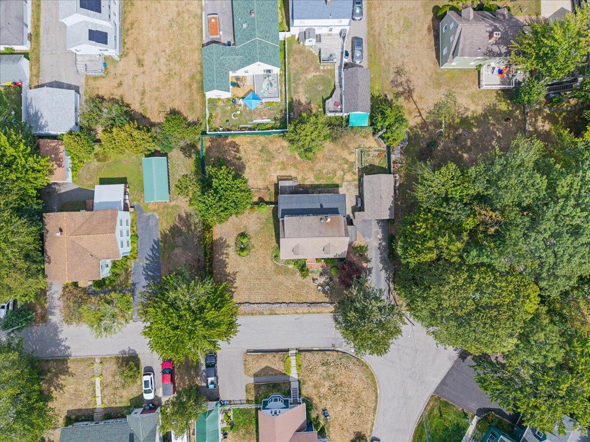 22 Round Hill Street Biddeford ME 04005