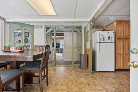 22 Round Hill Street Biddeford ME 04005