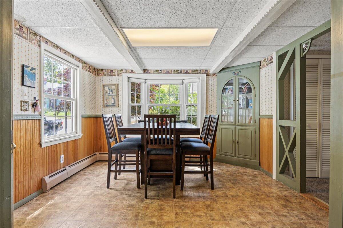 22 Round Hill Street Biddeford ME 04005