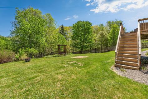 14 Vista Way Glenburn ME 04401