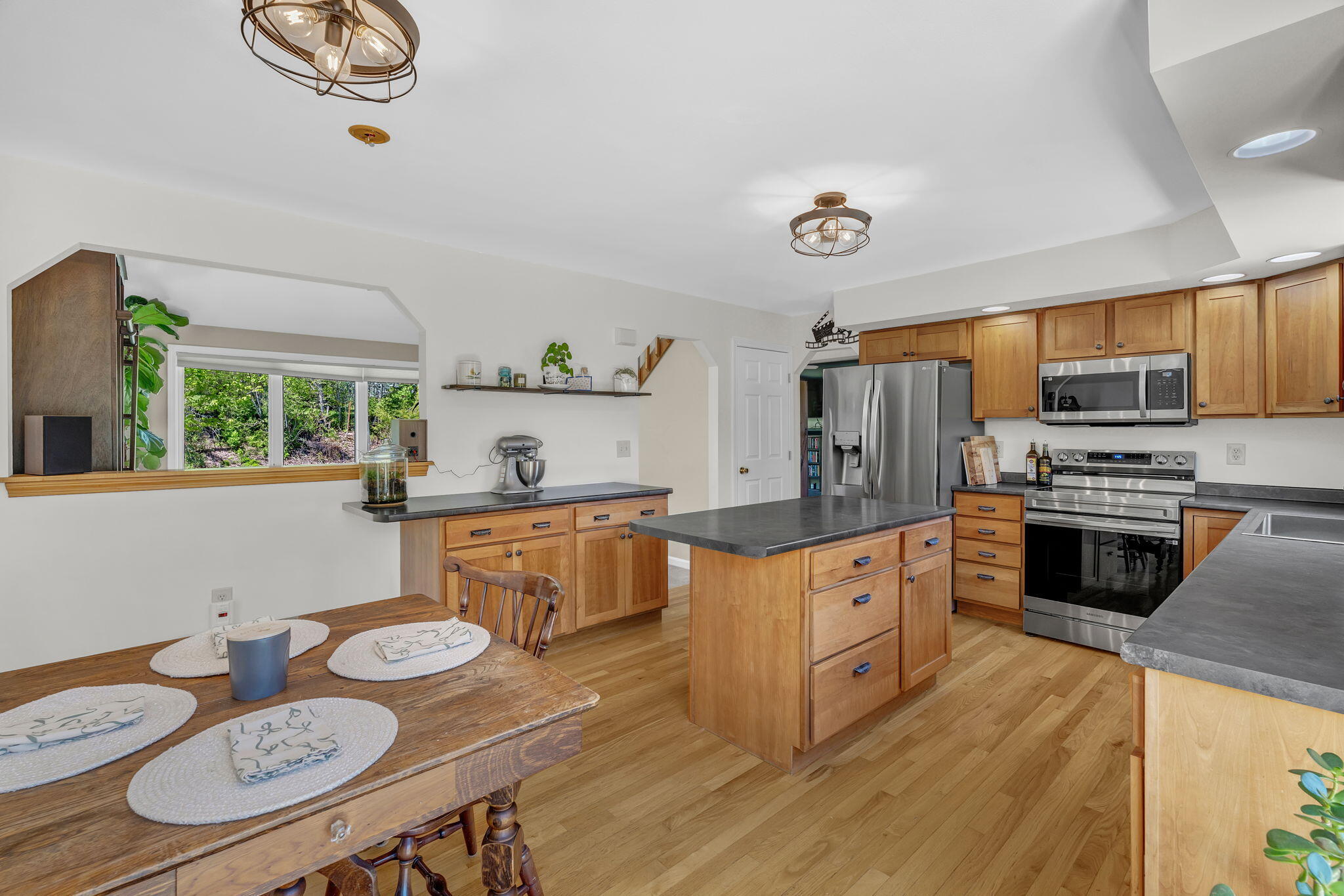14 Vista Way Glenburn ME 04401