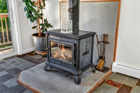 14 Vista Way Glenburn ME 04401