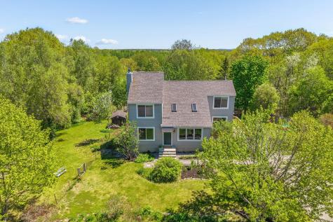14 Vista Way Glenburn ME 04401