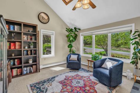 14 Vista Way Glenburn ME 04401