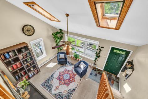 14 Vista Way Glenburn ME 04401
