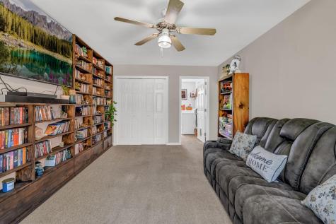 14 Vista Way Glenburn ME 04401