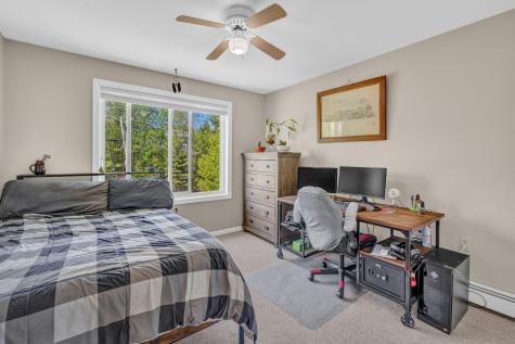 14 Vista Way Glenburn ME 04401