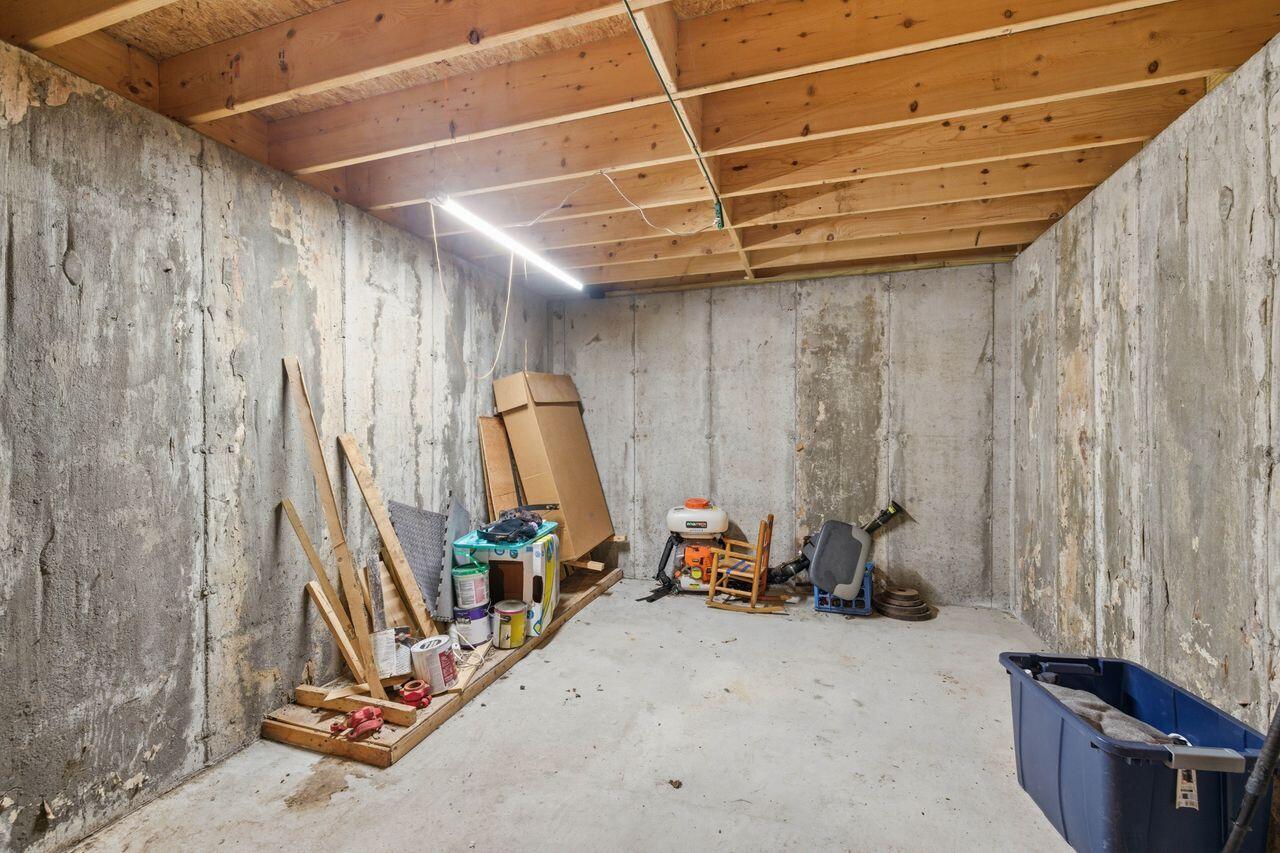 93 Woodland Road Windham ME 04062