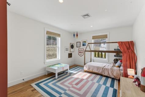 1 Waxwing Lane Falmouth ME 04105