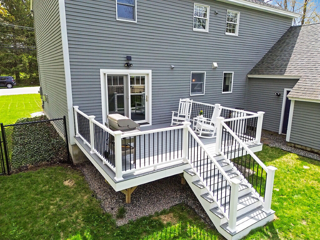 4 Smiley Avenue Winslow ME 04901