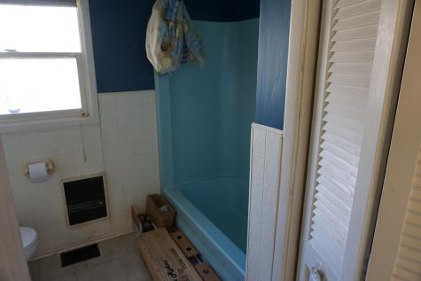 7 Water Street Norway ME 04268