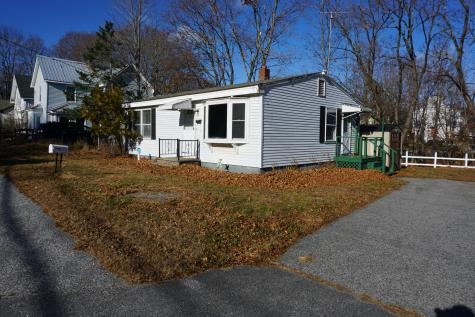 7 Water Street Norway ME 04268