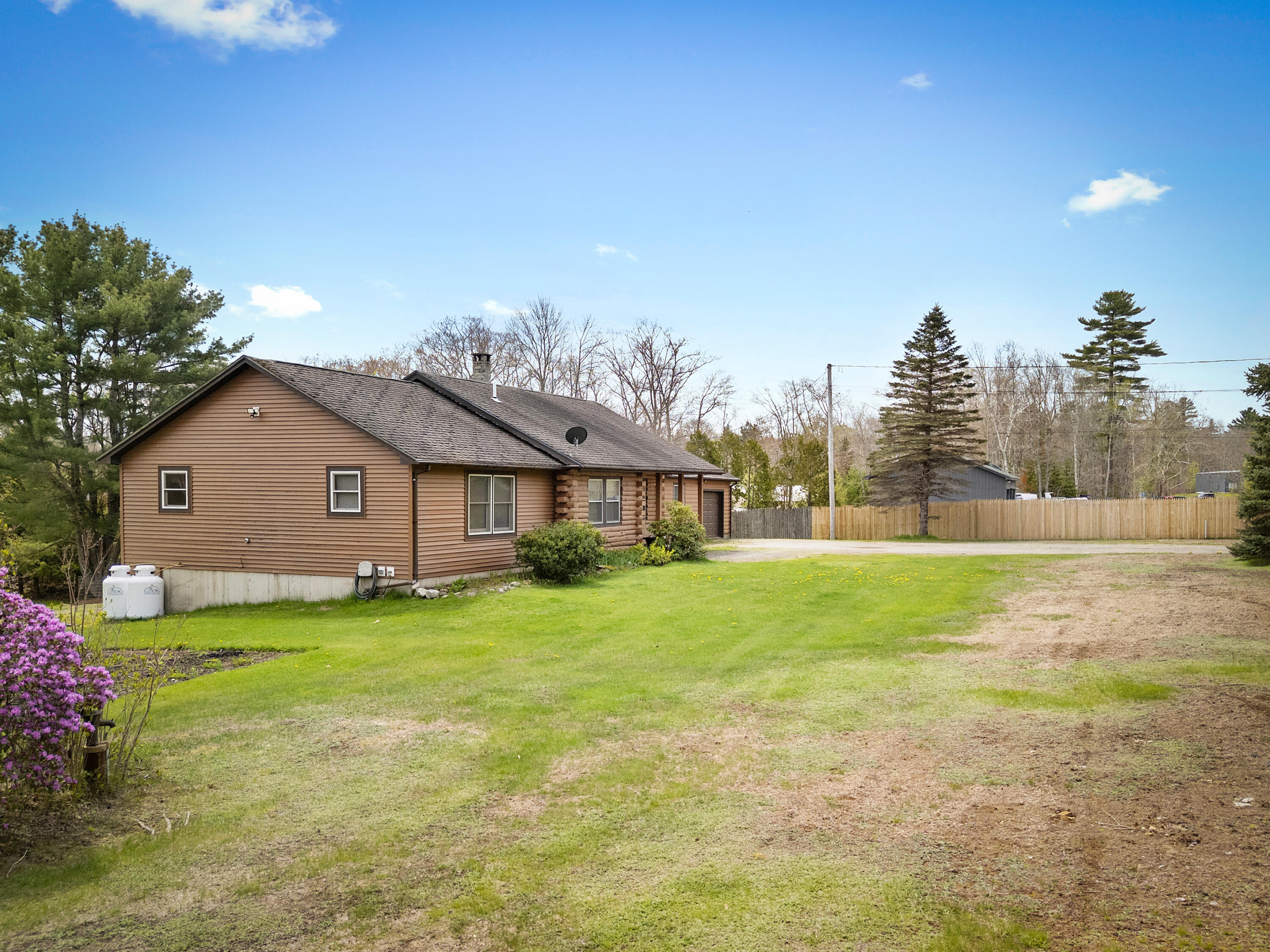 2959 Camden Road Warren ME 04864