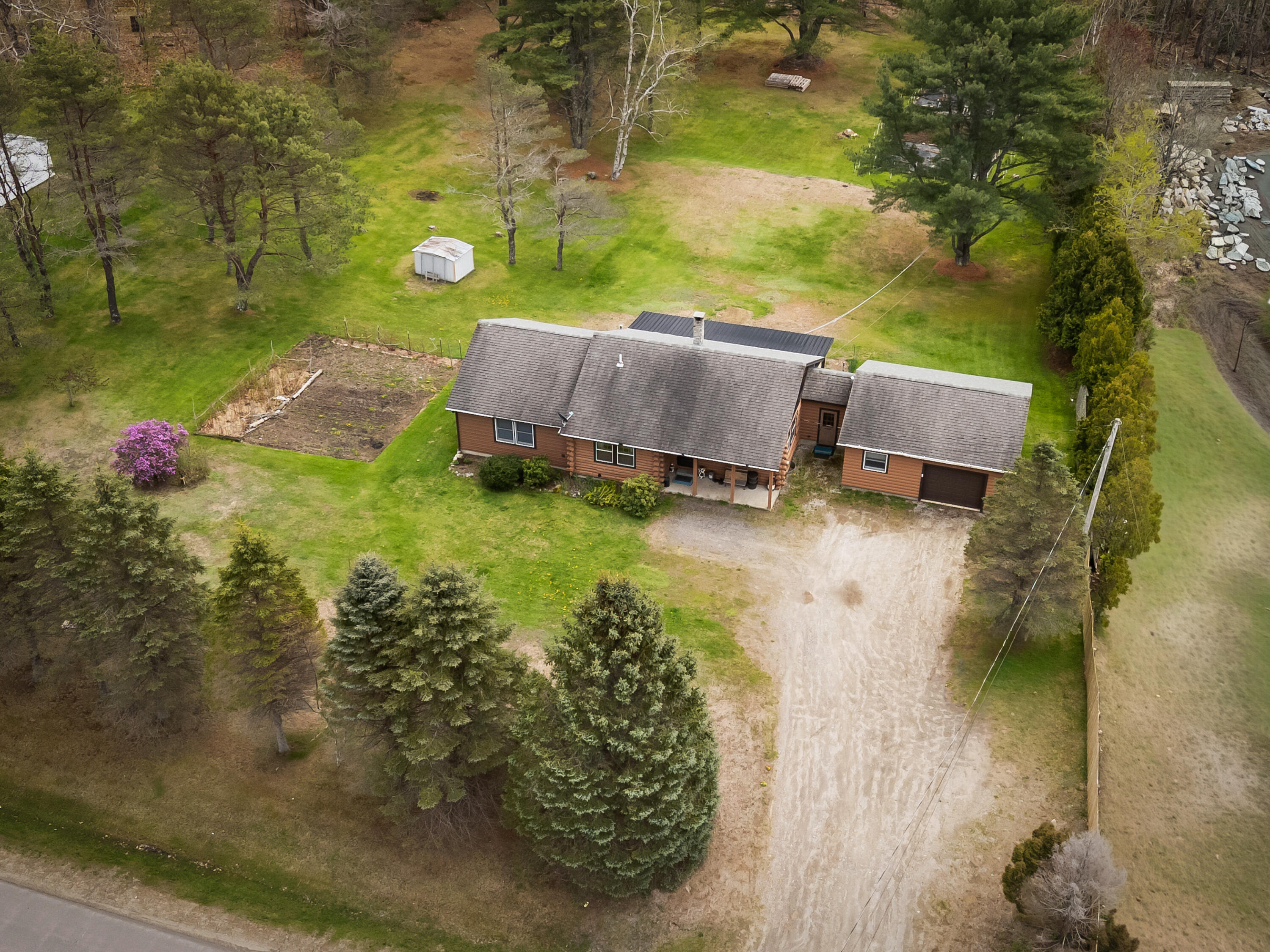 2959 Camden Road Warren ME 04864
