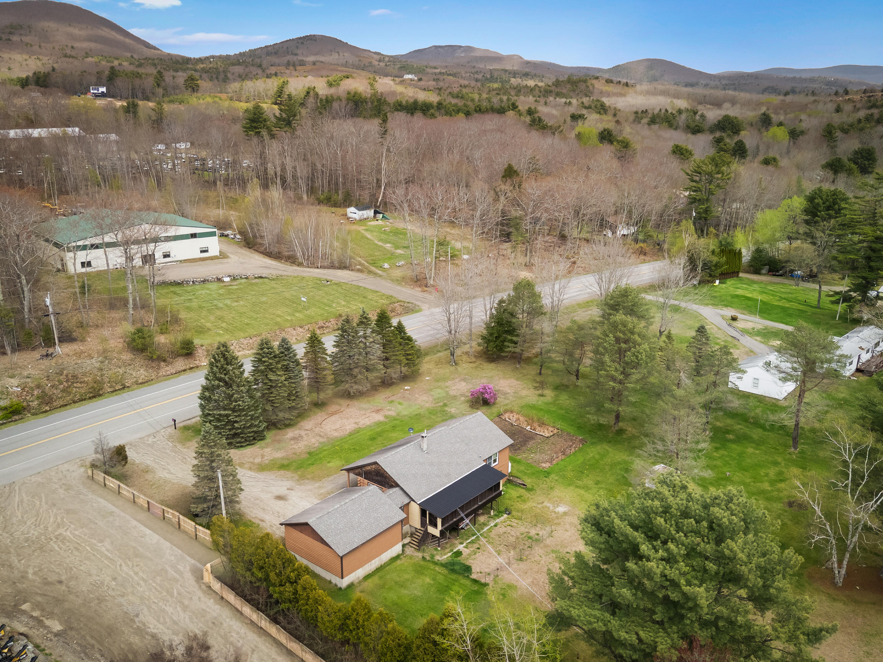 2959 Camden Road Warren ME 04864