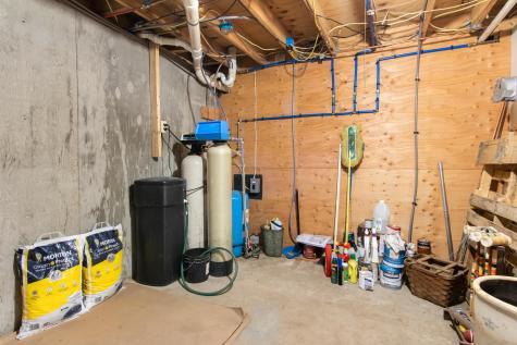 2959 Camden Road Warren ME 04864