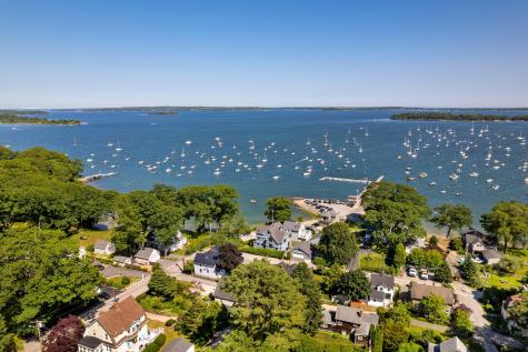 27 Town Landing Road Falmouth ME 04105