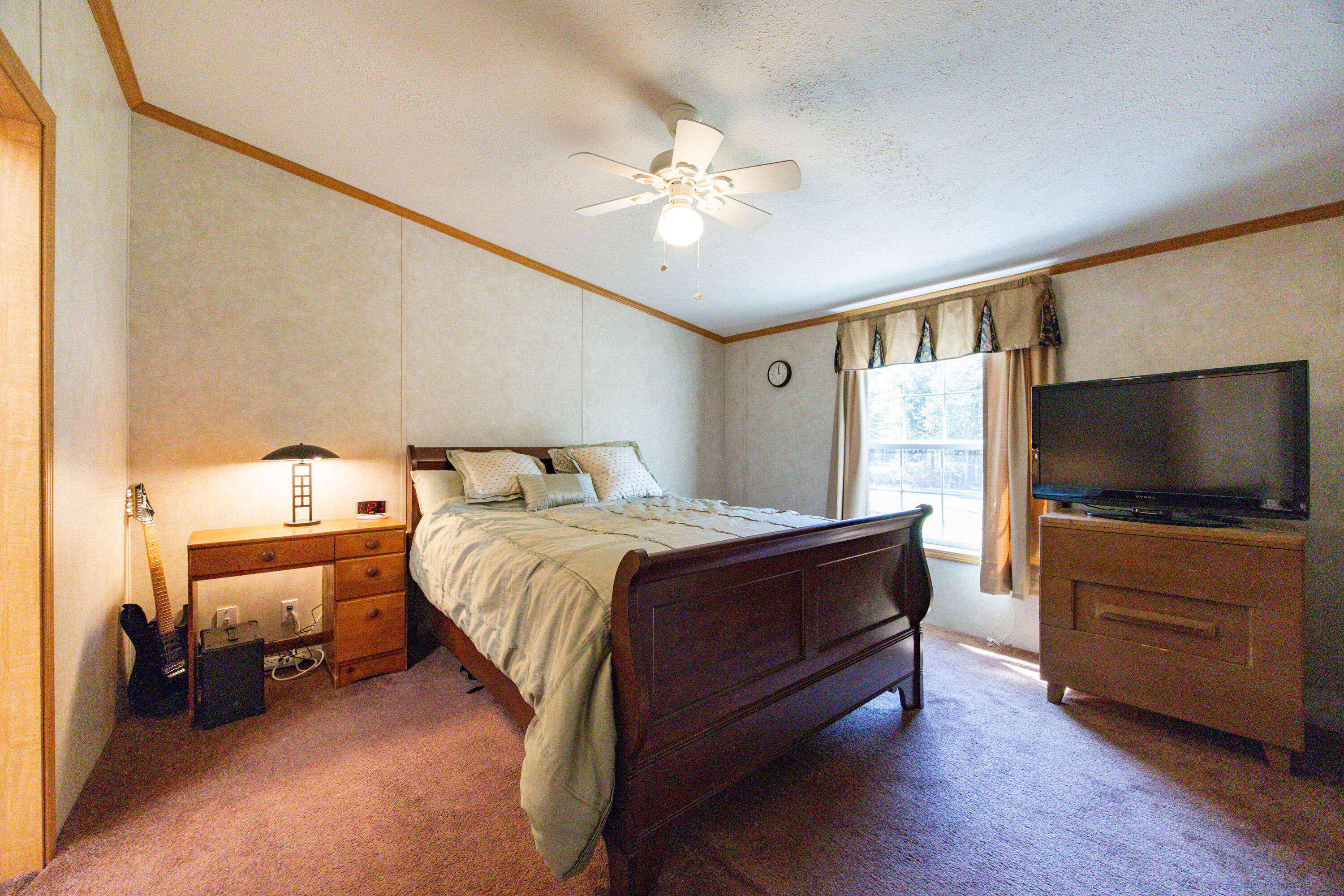 128 Cross Road China ME 04358