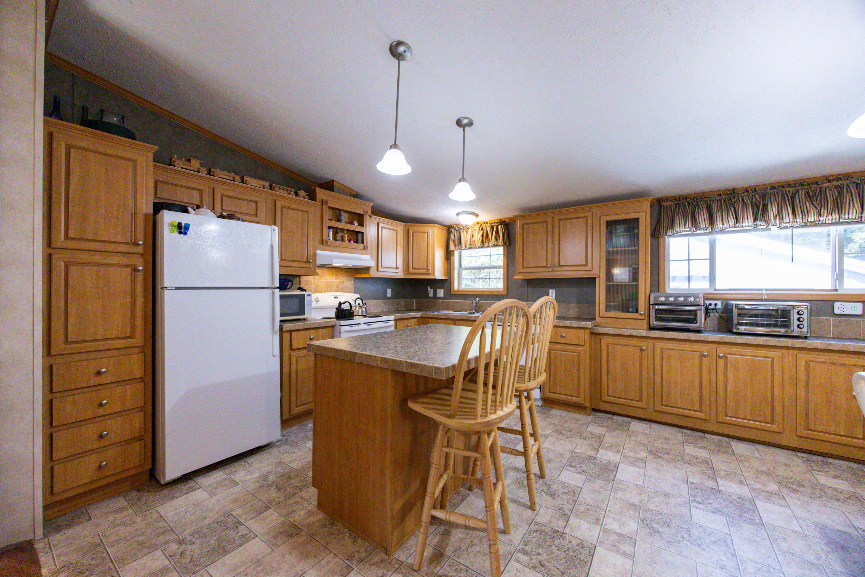 128 Cross Road China ME 04358