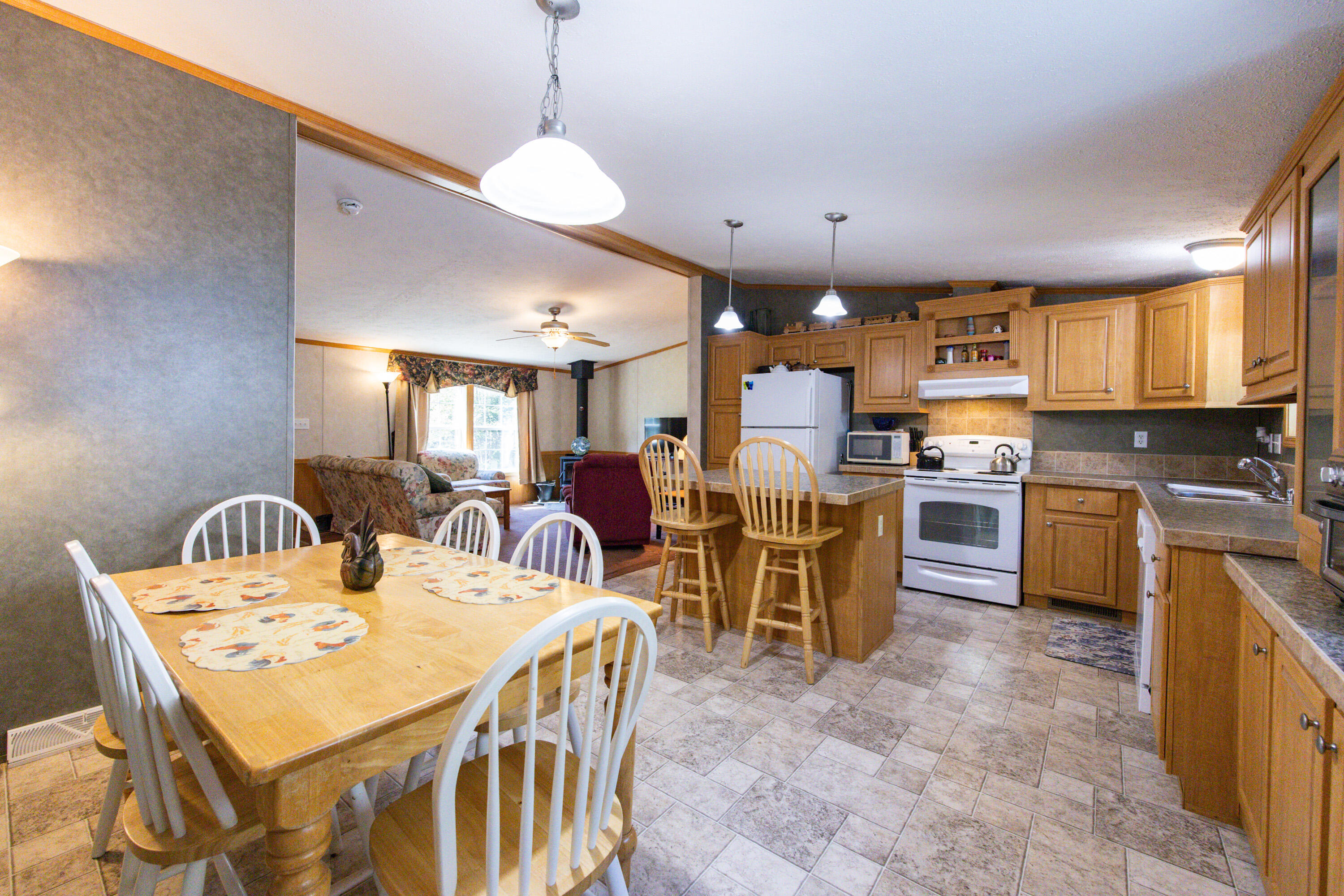 128 Cross Road China ME 04358