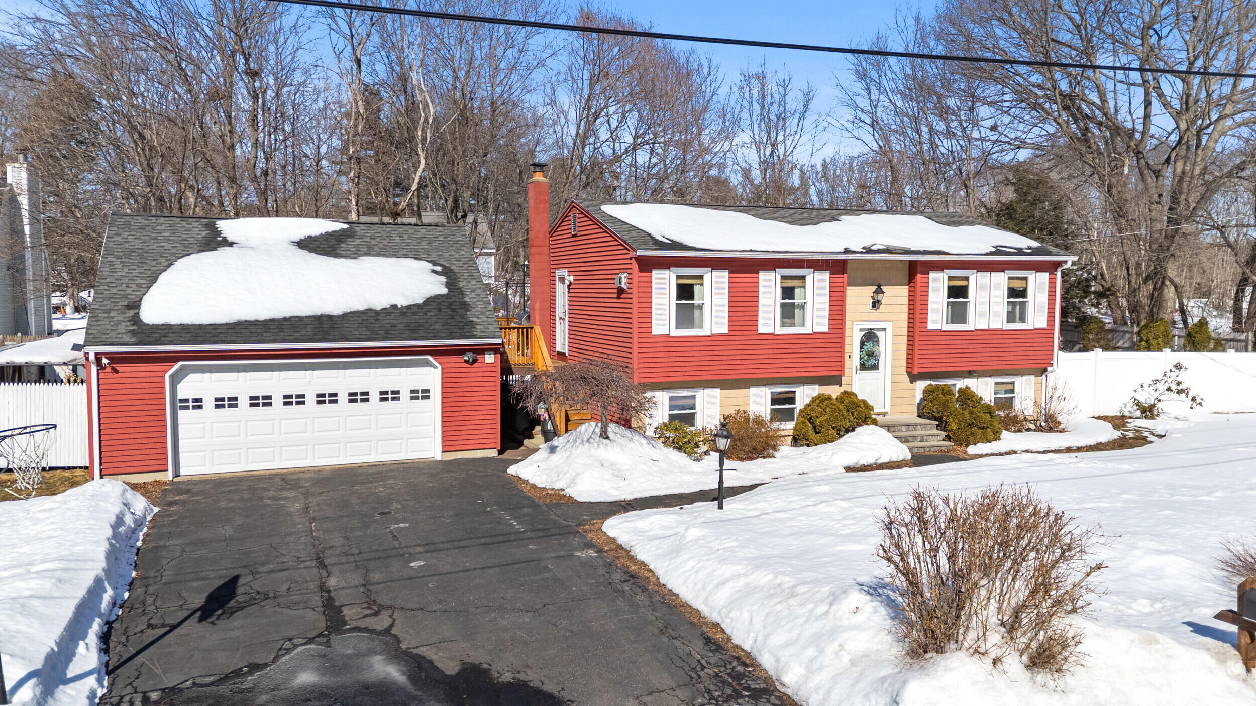 32 Rosewood Circle Sanford ME 04083