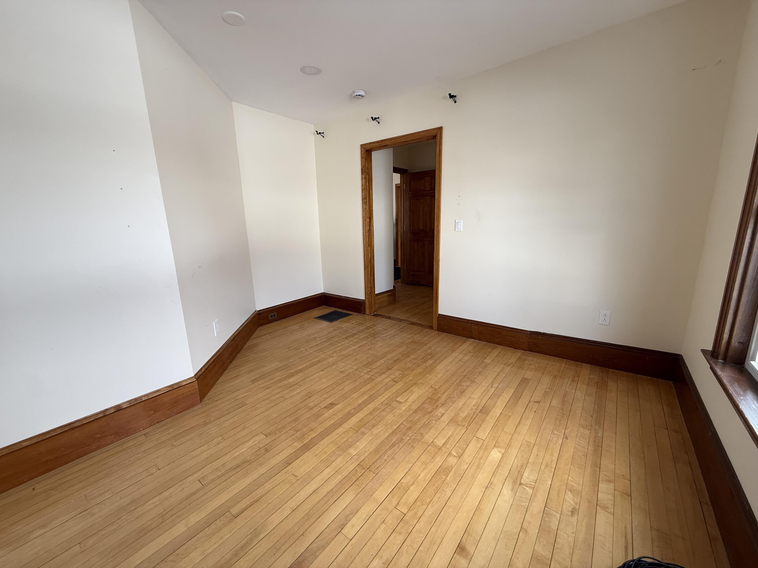 546 Broadway Bangor ME 04401