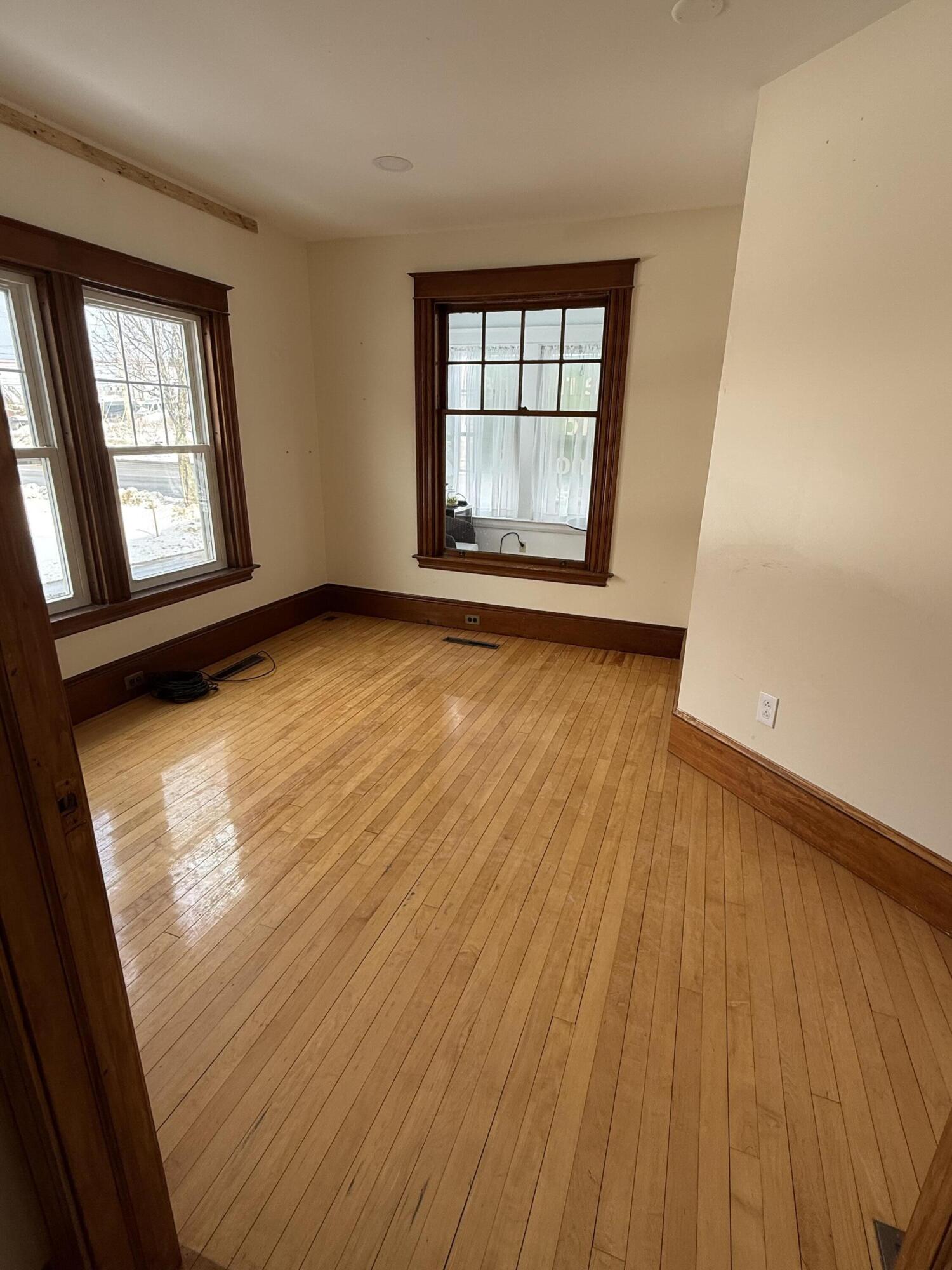 546 Broadway Bangor ME 04401