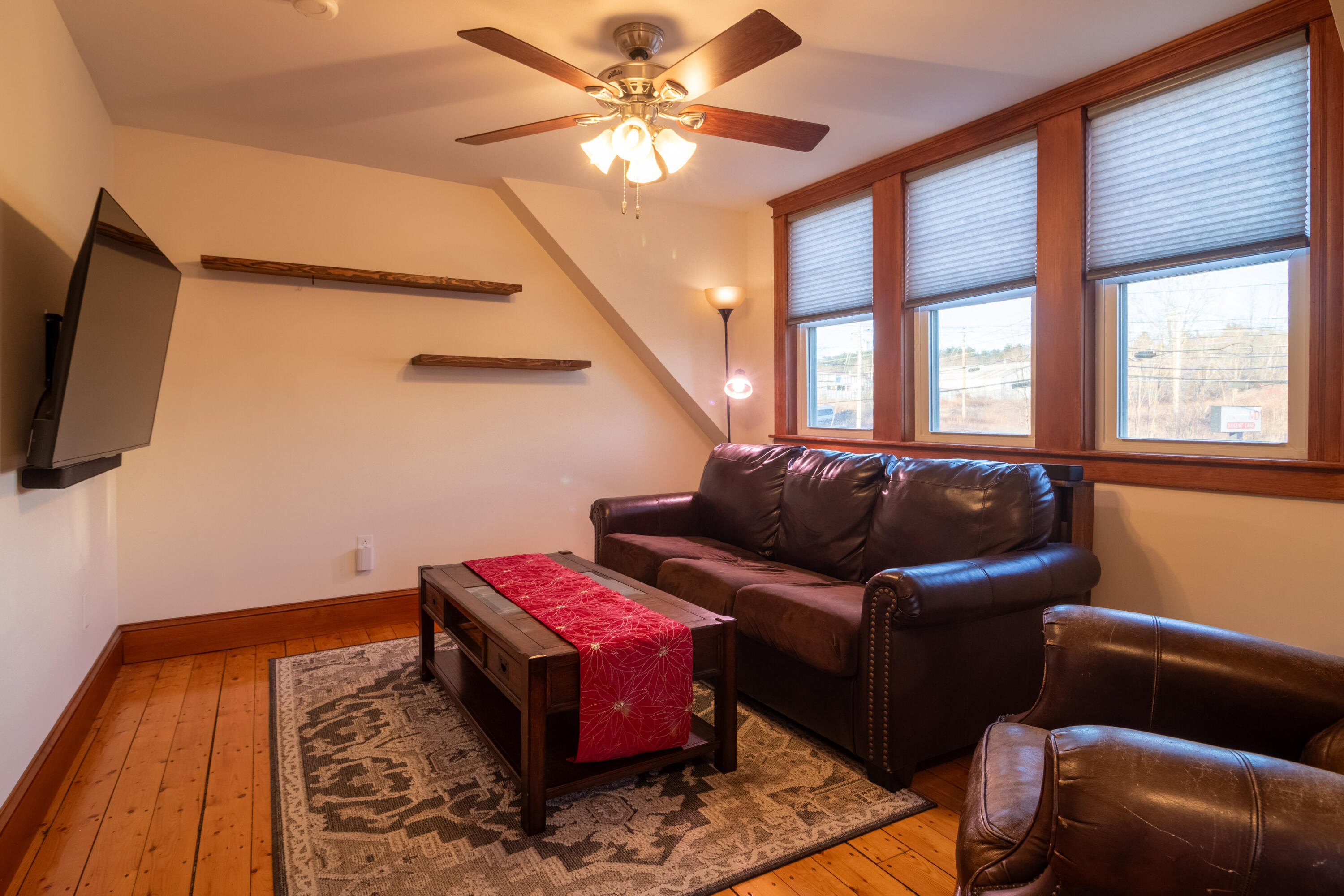 546 Broadway Bangor ME 04401