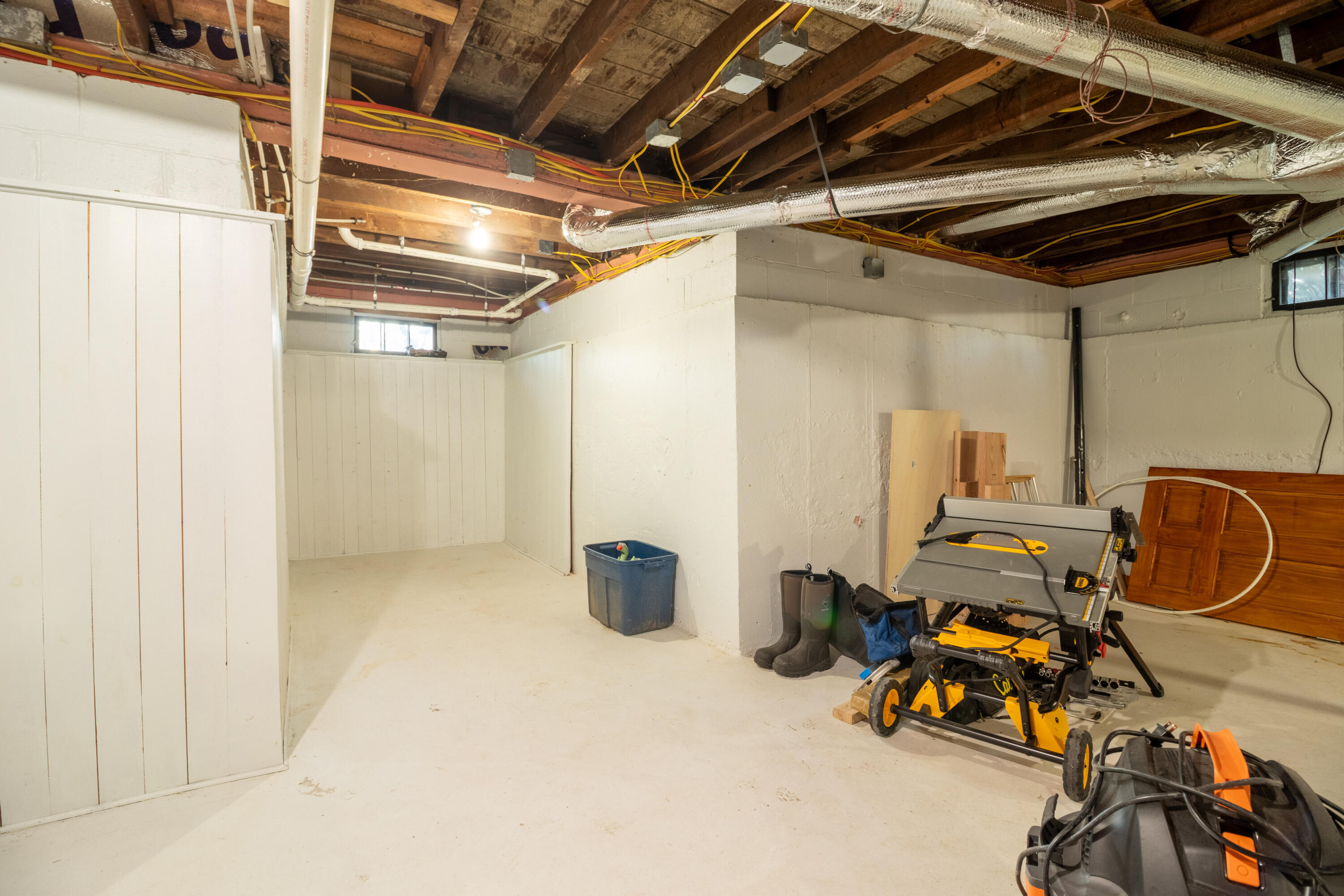 546 Broadway Bangor ME 04401