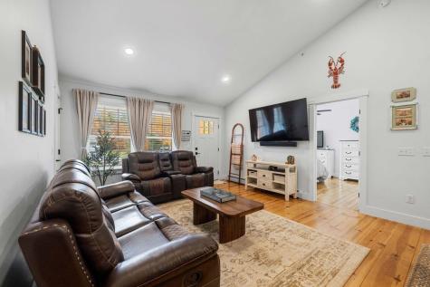 5 Cooper Way Waterboro ME 04087