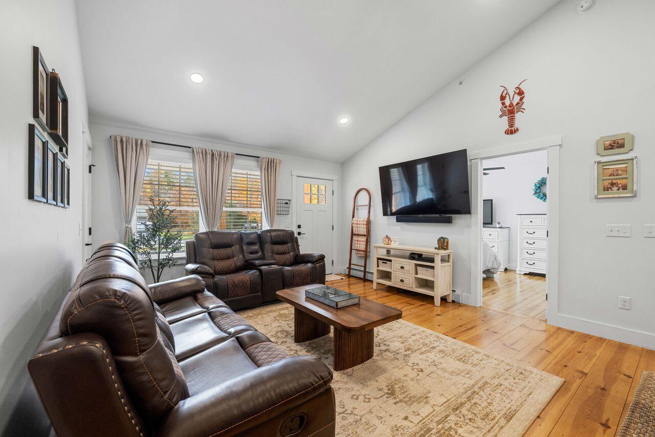 5 Cooper Way Waterboro ME 04087