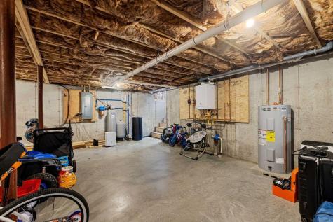 5 Cooper Way Waterboro ME 04087